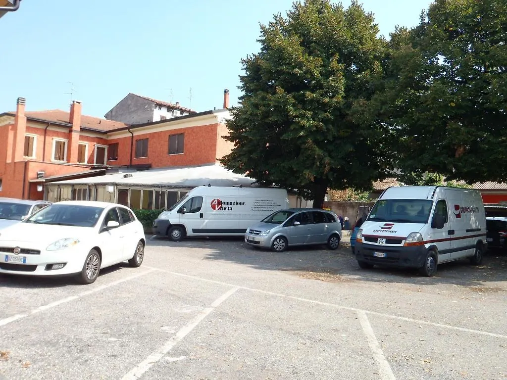 Hotel Albergo Pizzeria Sole San Giovanni Lupatoto